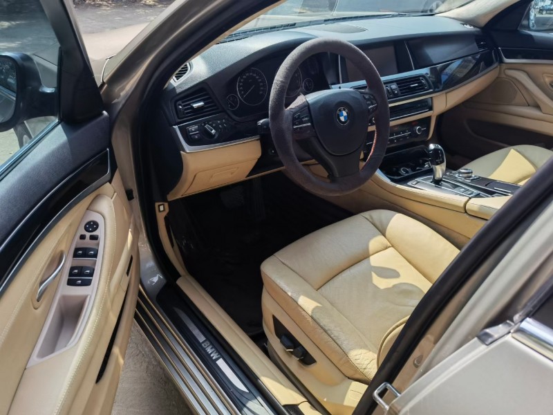 保定11年宝马5系3