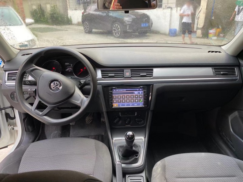 成都16年大众宝来5