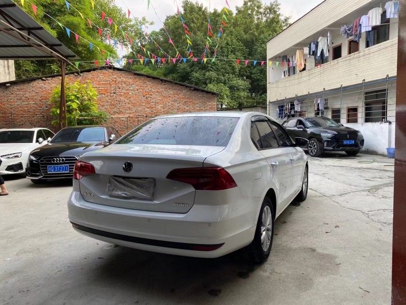 成都16年大众宝来7