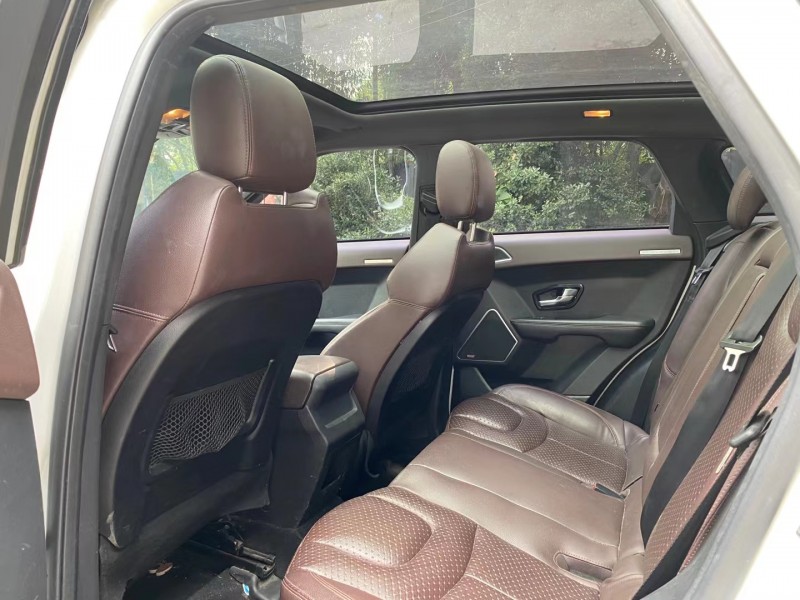 成都16年陆风X76