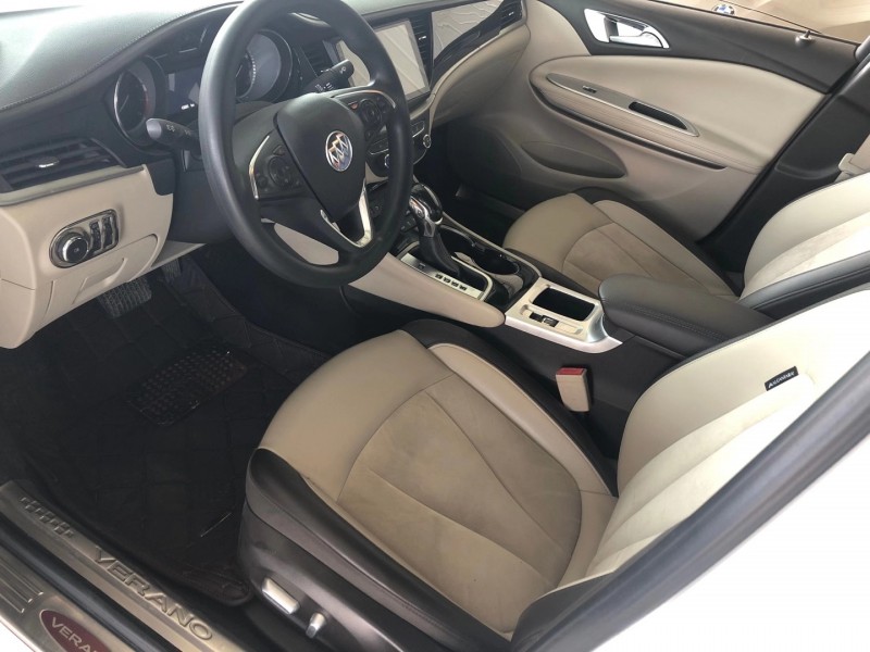 潍坊16年别克威朗5