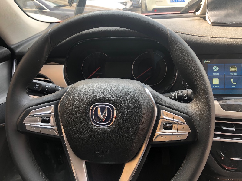 郑州18年长安汽车CS351