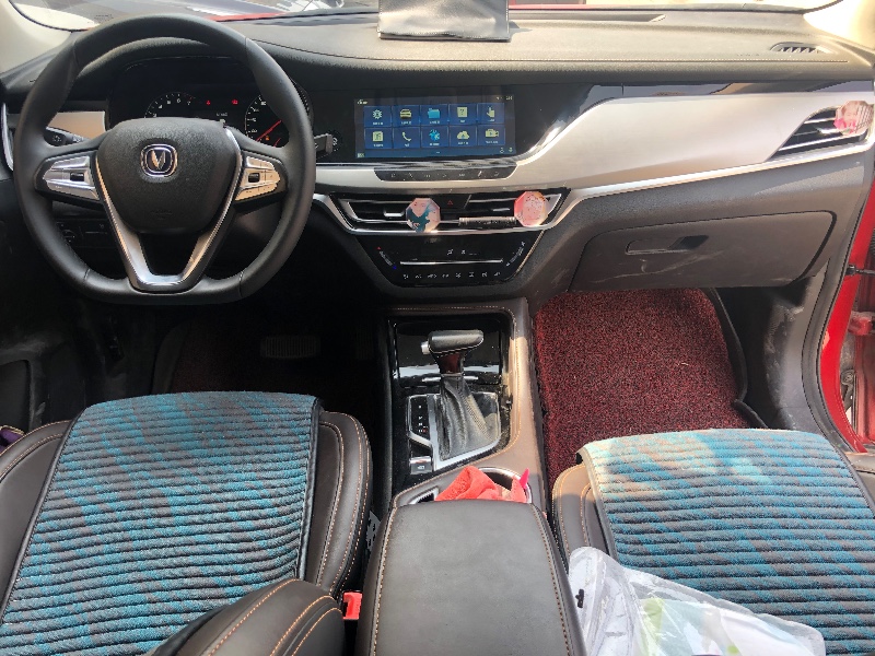 郑州18年长安汽车CS352