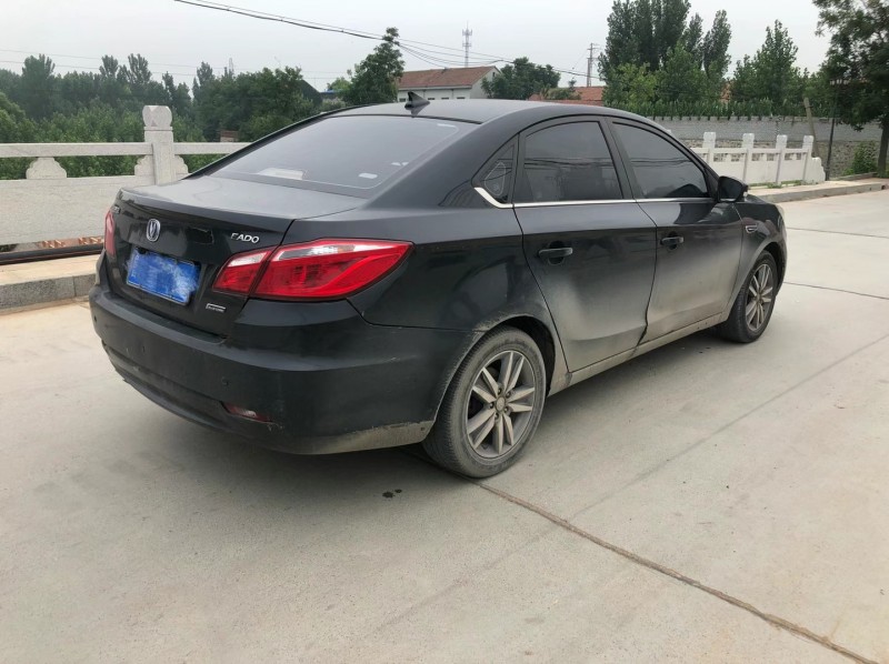 淄博15年長安汽車逸動7