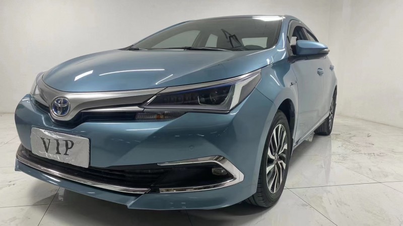 成都16年丰田卡罗拉2