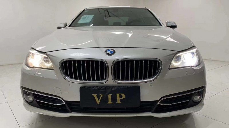 成都17年宝马5系9