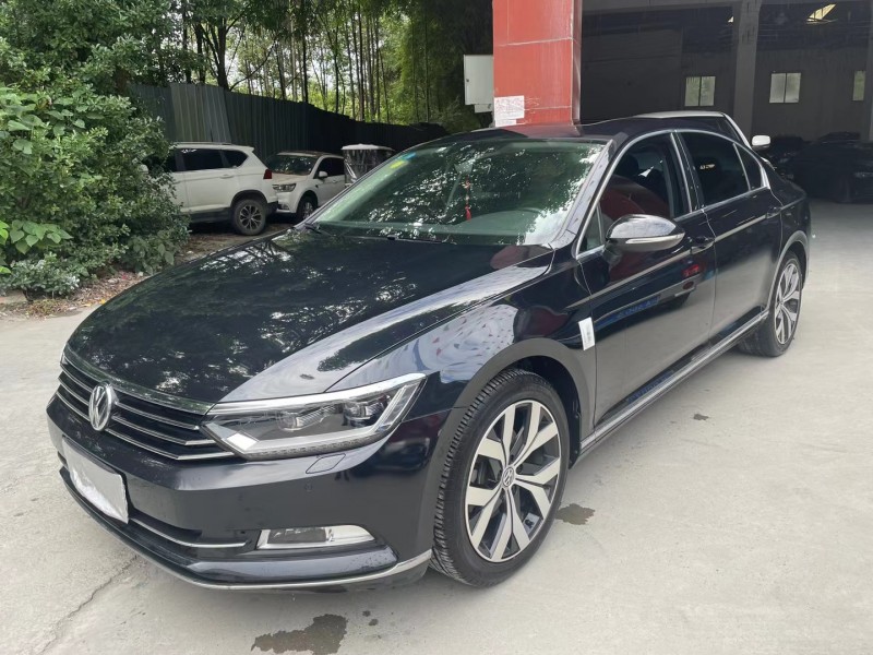 成都17年大众迈腾2