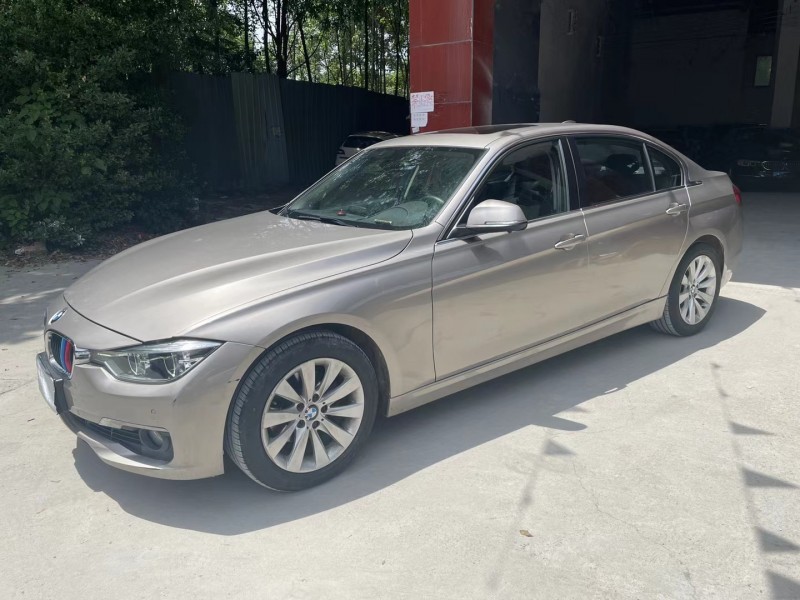 成都16年宝马3系7