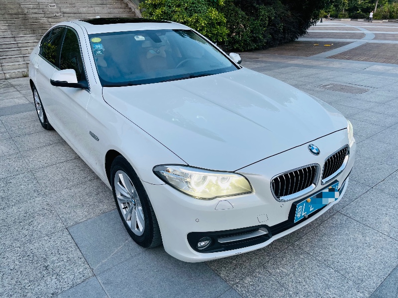 深圳17年宝马5系3