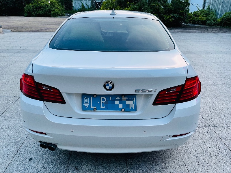 深圳17年宝马5系1