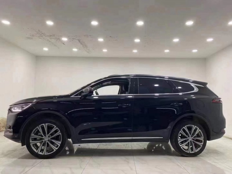 成都19年比亚迪唐7