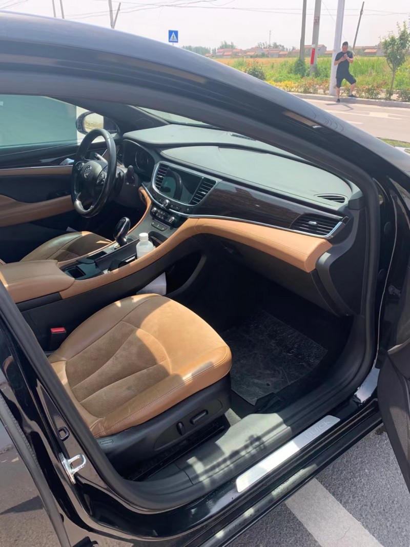 徐州16年别克君越6