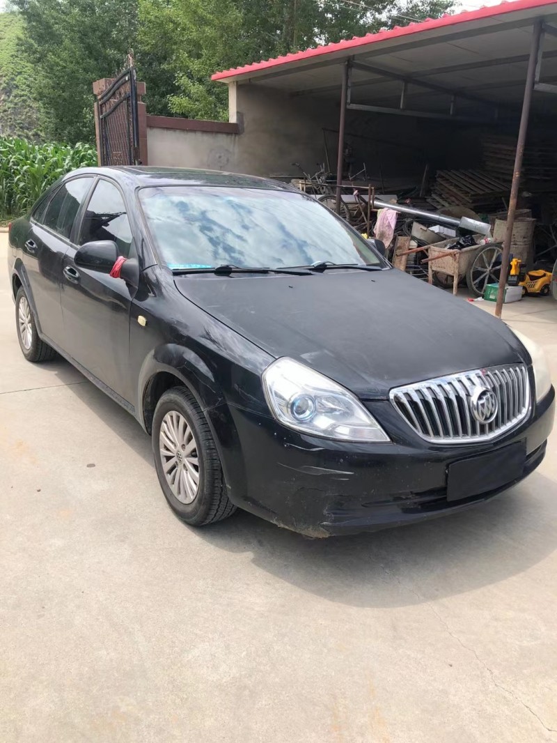 保定15年别克凯越3