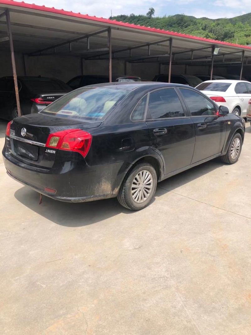 保定15年别克凯越6