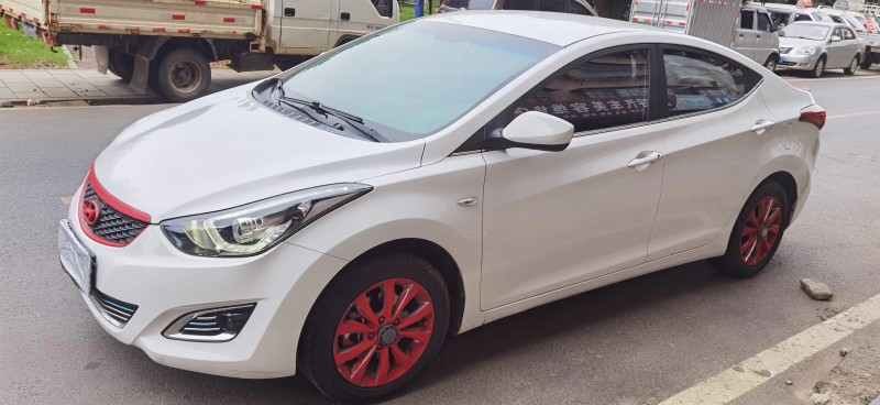 益阳17年现代朗动3