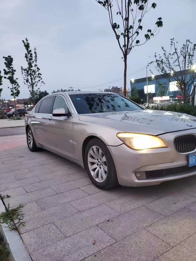 潍坊13年宝马7系2