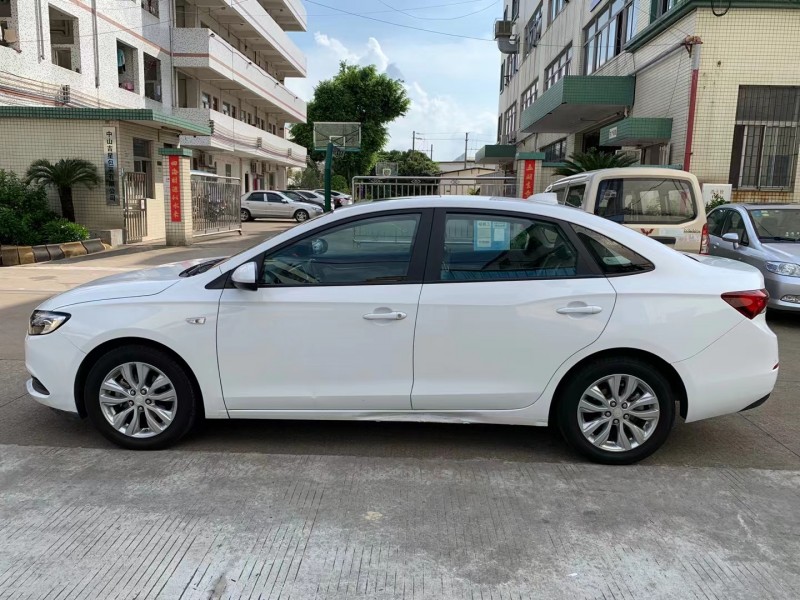 中山20年别克英朗2