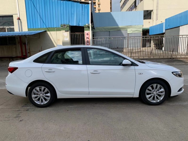 中山20年别克英朗3