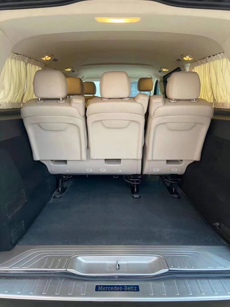 济南19年奔驰威霆7