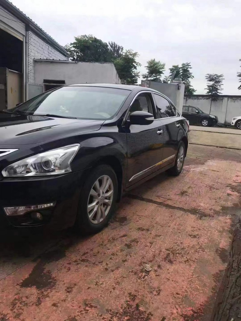 宜昌16年日產天籟2