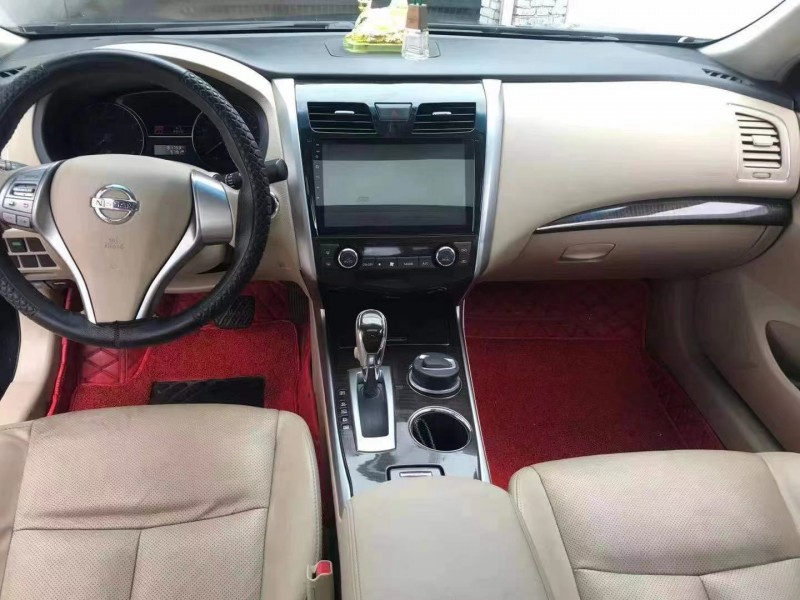 宜昌16年日產天籟6