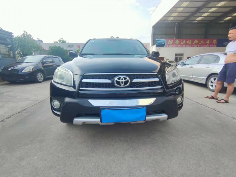 荊州12年豐田RAV41