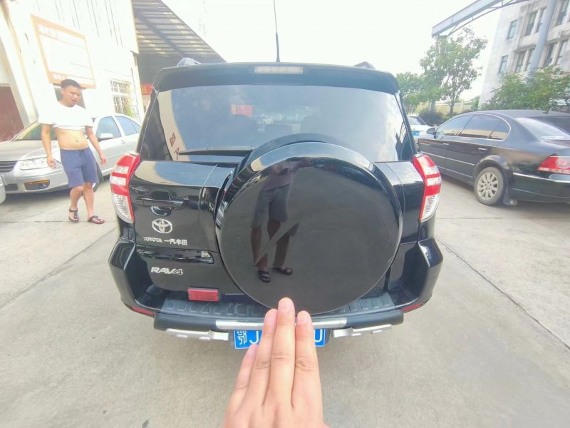 荊州12年豐田RAV47