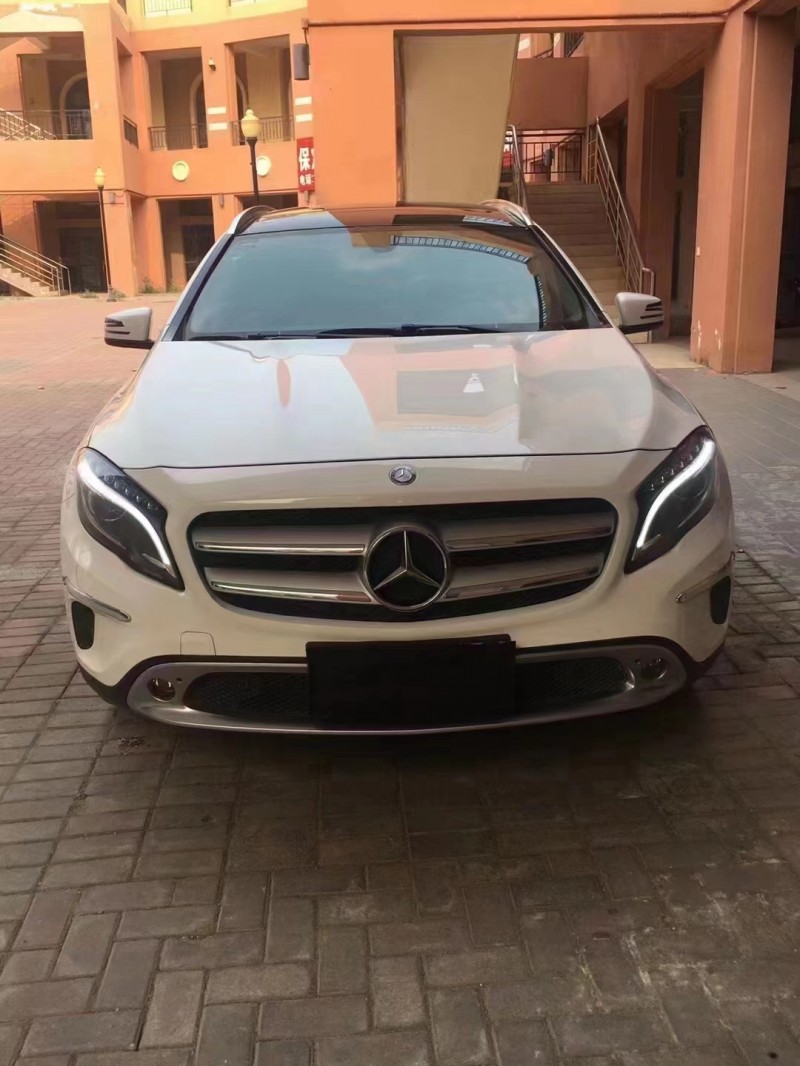 保定16年奔驰GLA1