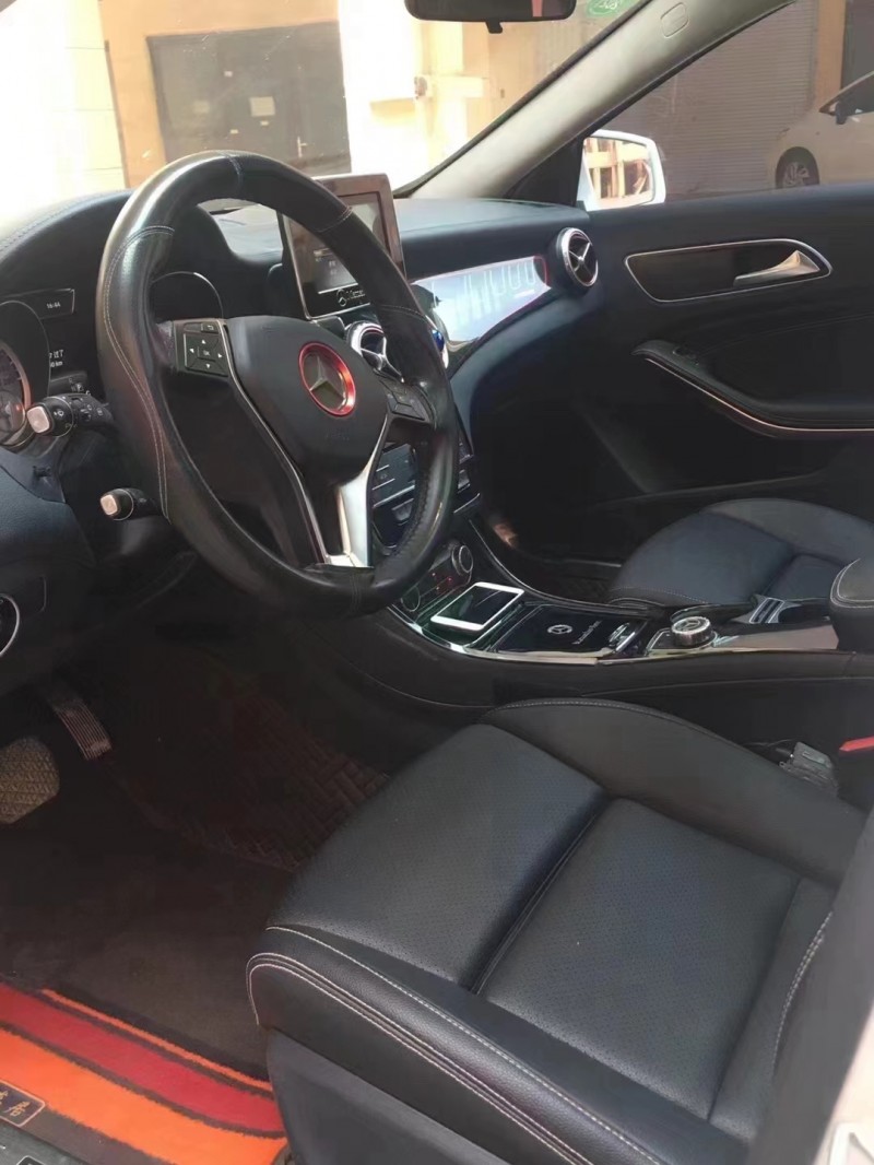 保定16年奔驰GLA4