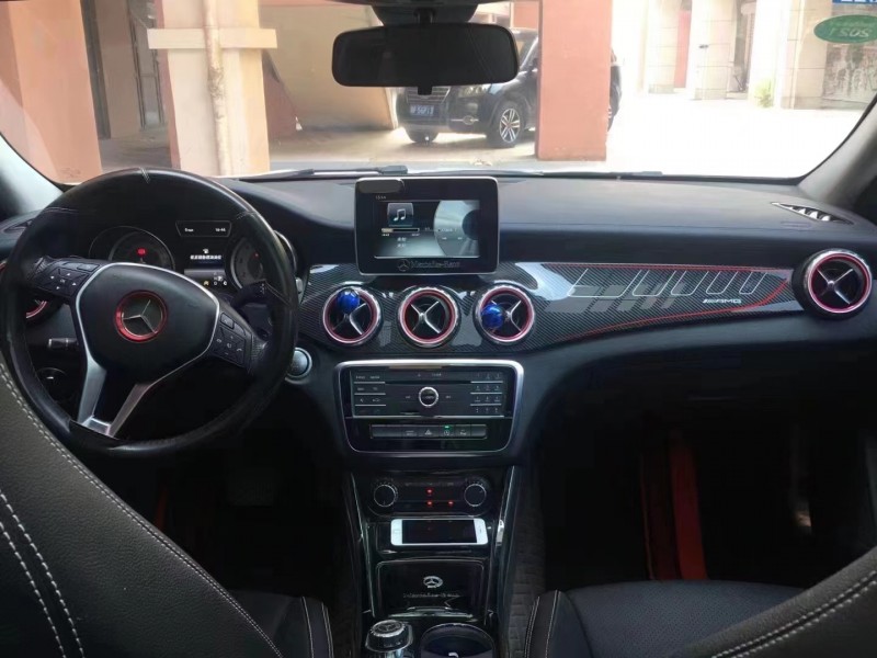 保定16年奔驰GLA5