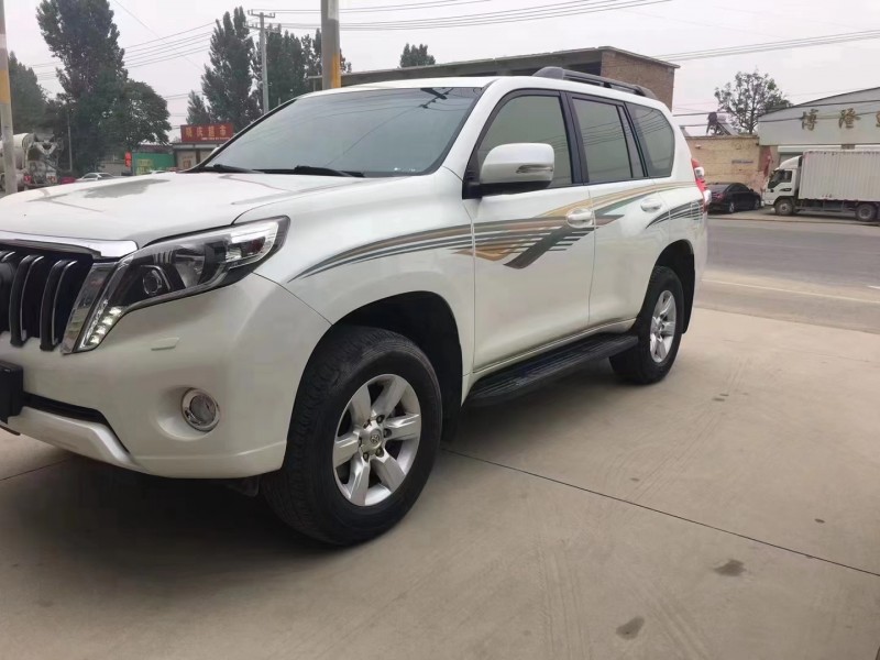 保定17年丰田普拉多2