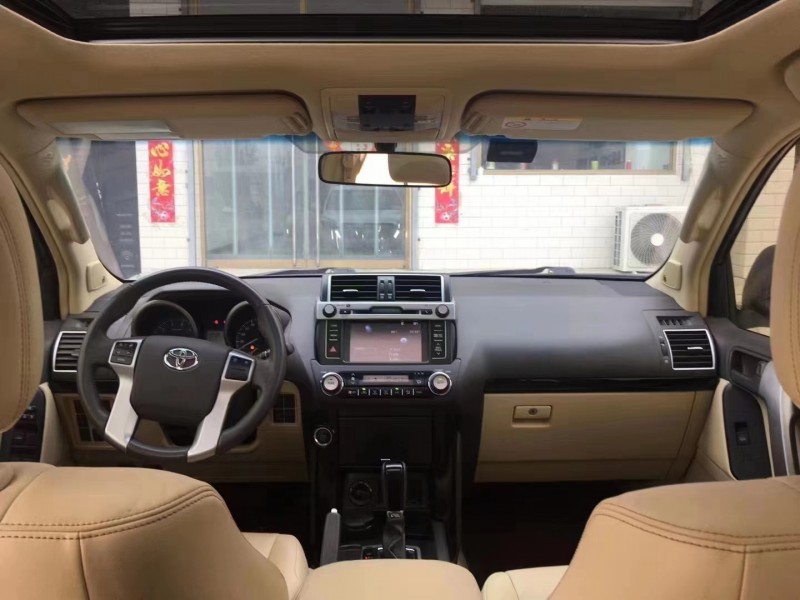 保定17年丰田普拉多5