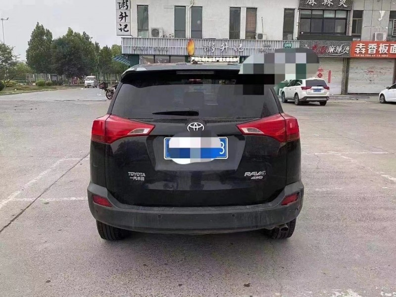 济宁15年丰田RAV49