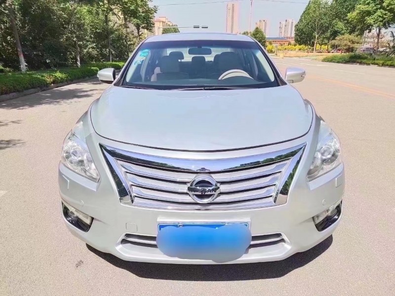 聊城14年日產天籟1