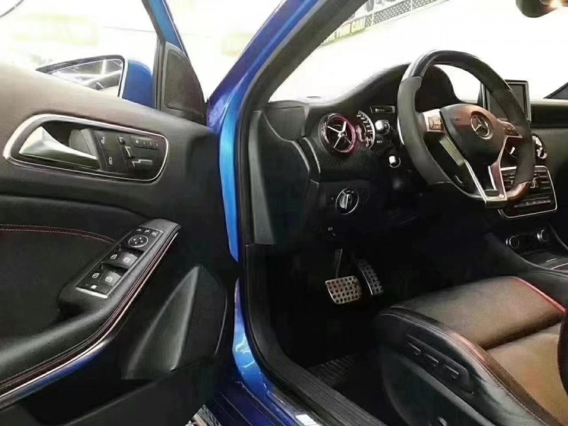 保定16年奔驰AMG GT4