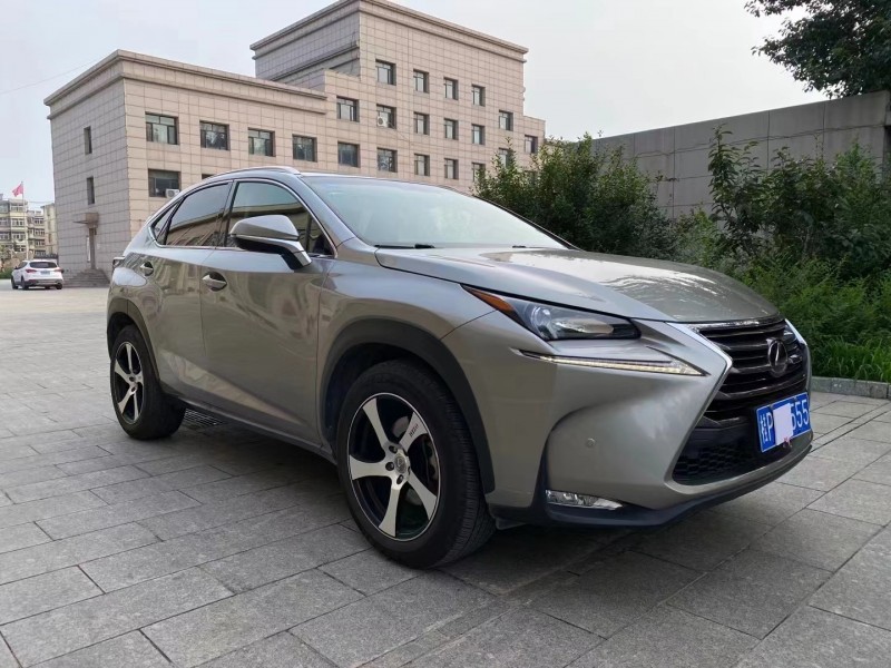 唐山15年雷克薩斯NX2