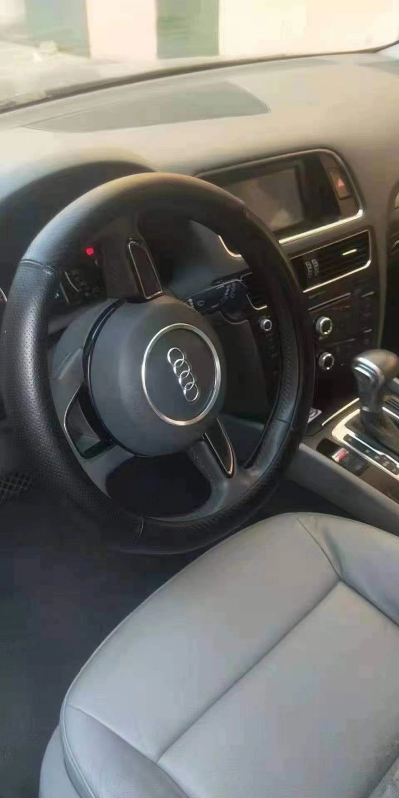 济宁13年奥迪Q55