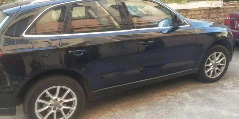 济宁13年奥迪Q56