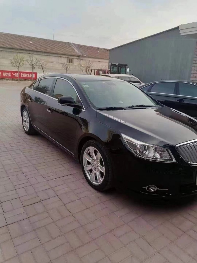 保定10年别克君越2