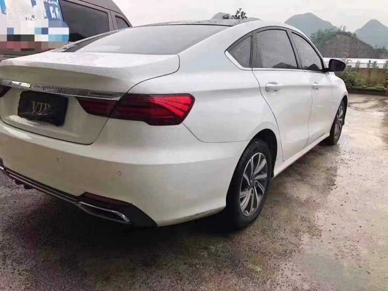 益阳19年吉利缤瑞7