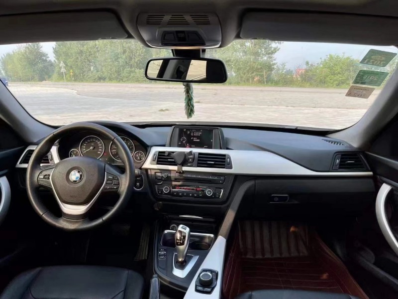 武汉13年宝马3系GT5