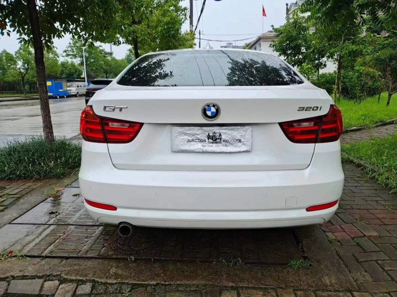 武汉13年宝马3系GT8