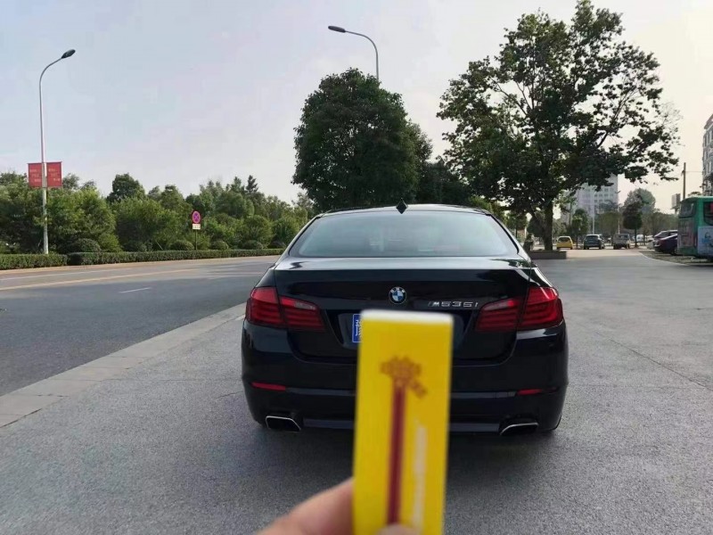 武汉12年宝马5系9