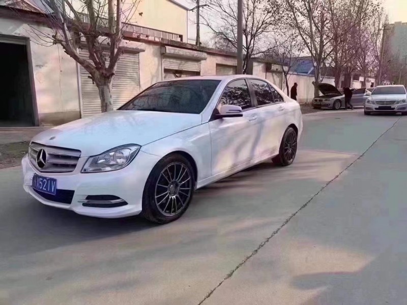 泰安13年奔馳C2