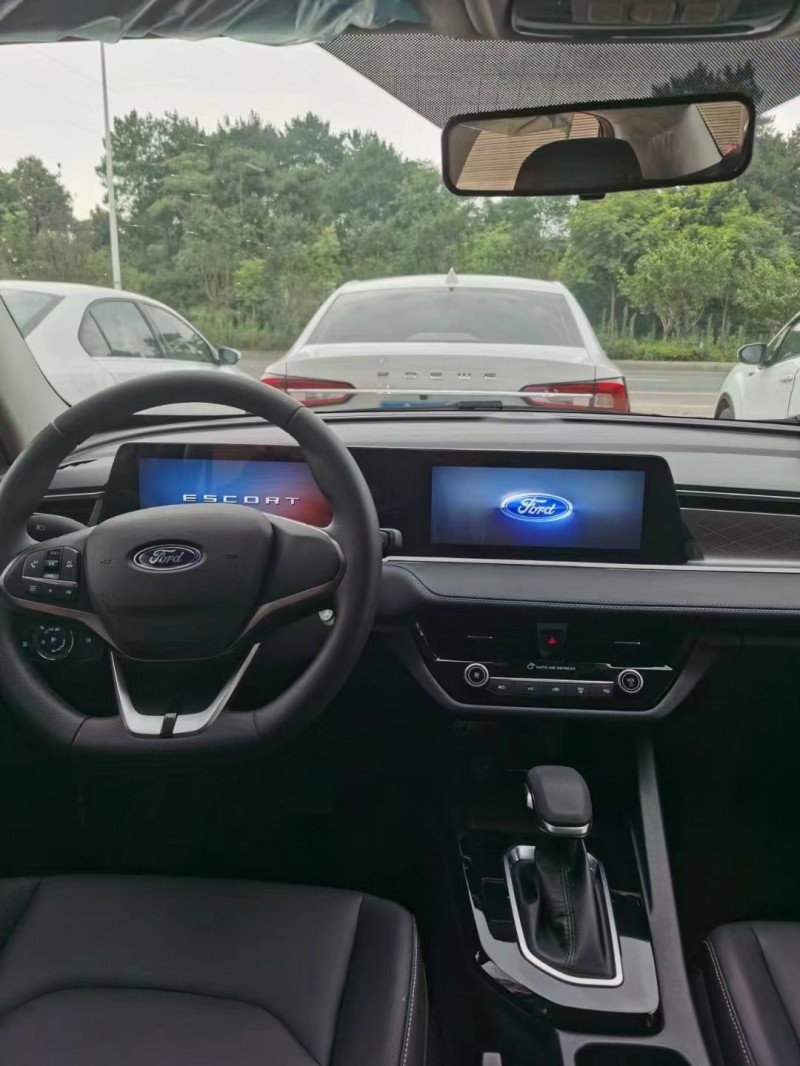 益阳21年福特福睿斯2