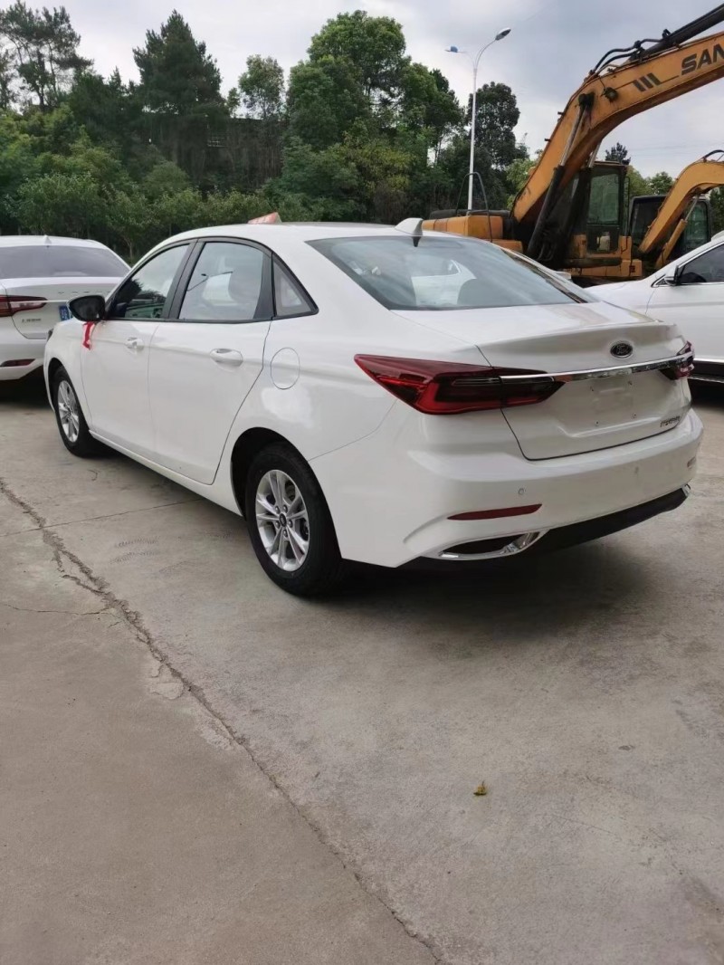 益阳21年福特福睿斯6