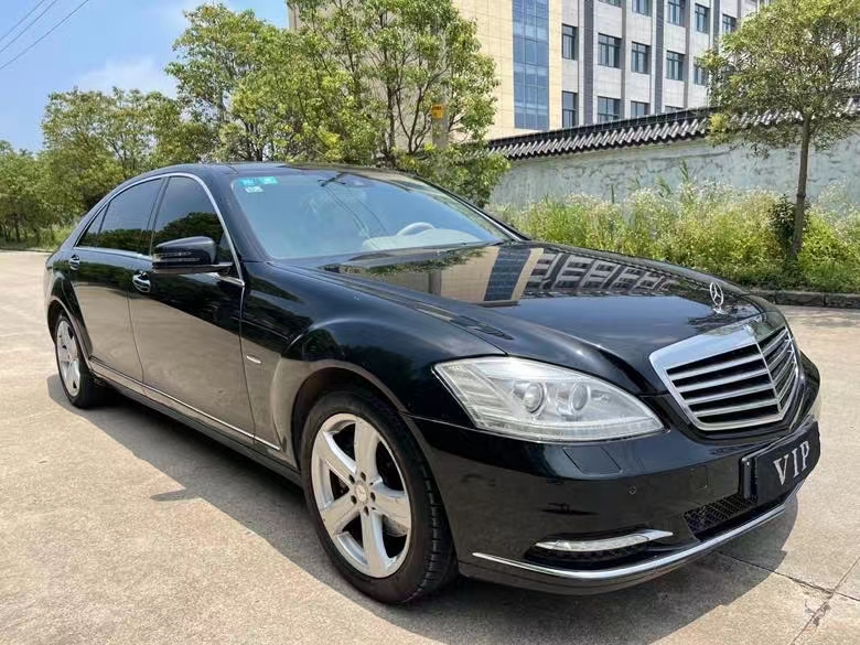 盐城13年奔驰S9