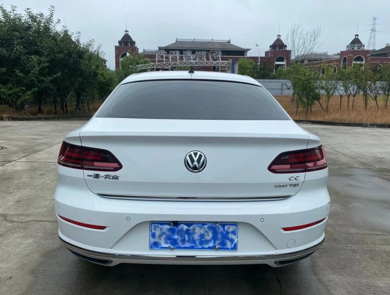 宜昌20年大眾CC7