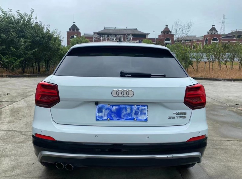 宜昌18年奧迪Q22