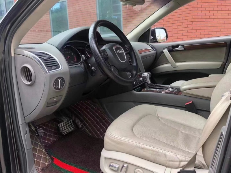 潍坊12年奥迪Q75